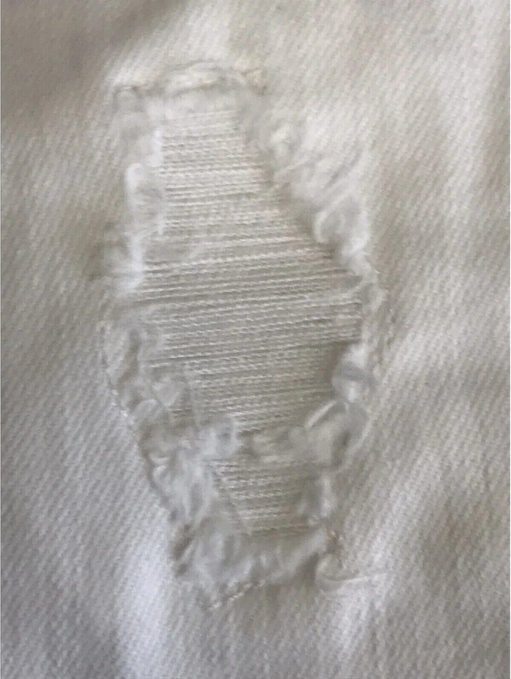 Justice Girls Skort. White with Snap Close. Distressed & Frayed Hem Size 8. NWT